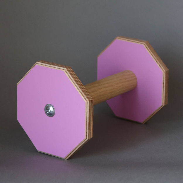 Ljuslila apportbock, svensktillverkad i ek och plywood