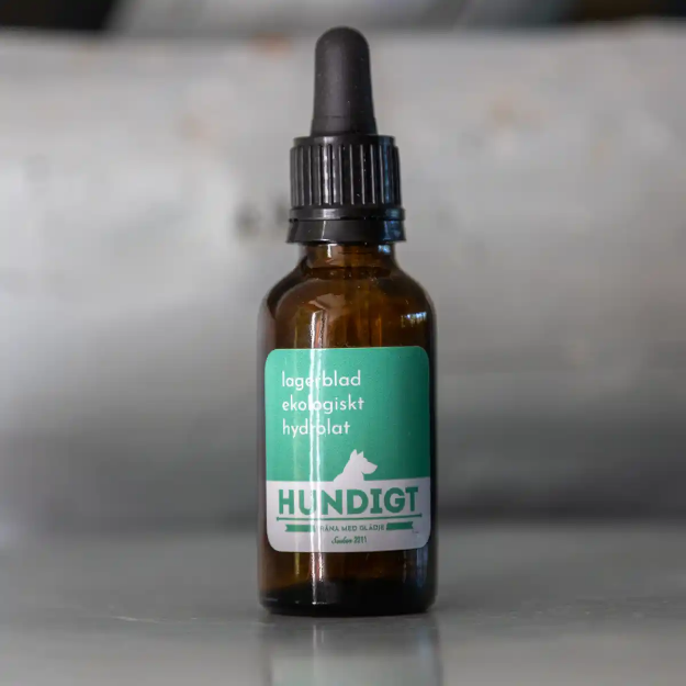 Lagerblad hydrolat till Nosework till nosework i 30 ml brun flaska.