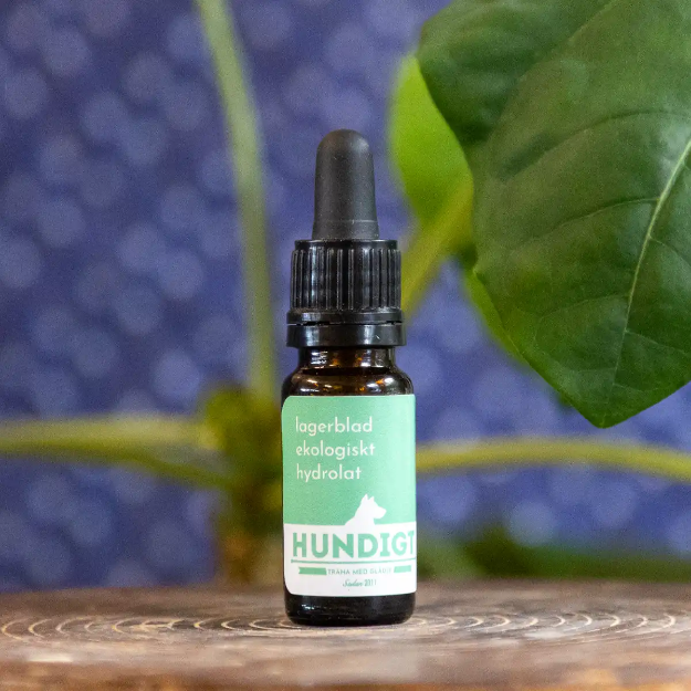 Hydrolat till nosework, brun 10 ml flaska med pipett.